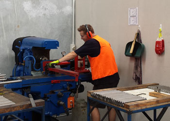 在线轰炸电话网页版